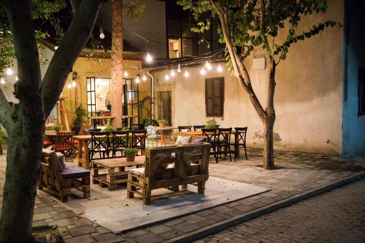 The Iskemleci Guest House Nikosia Bagian luar foto