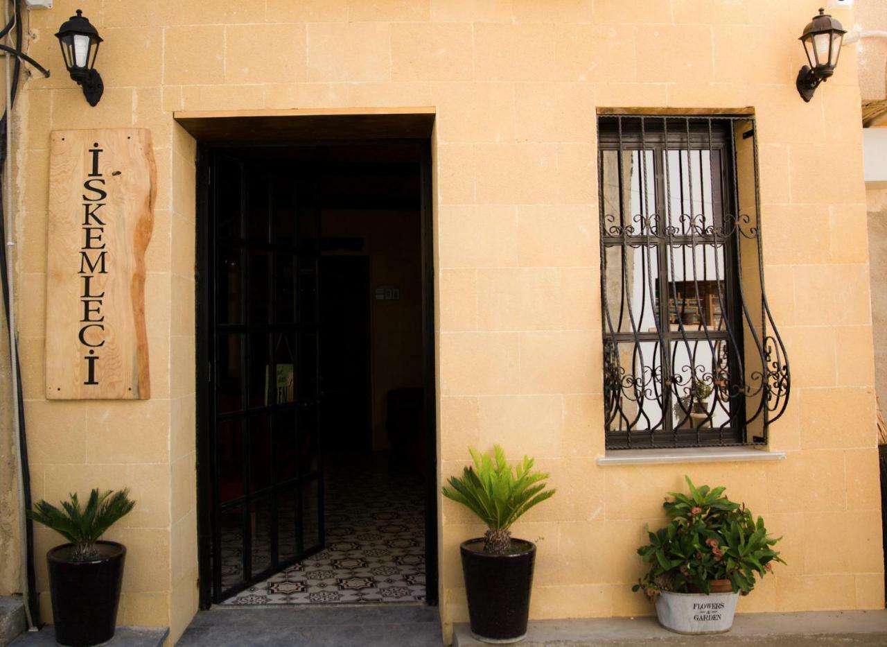 The Iskemleci Guest House Nikosia Bagian luar foto