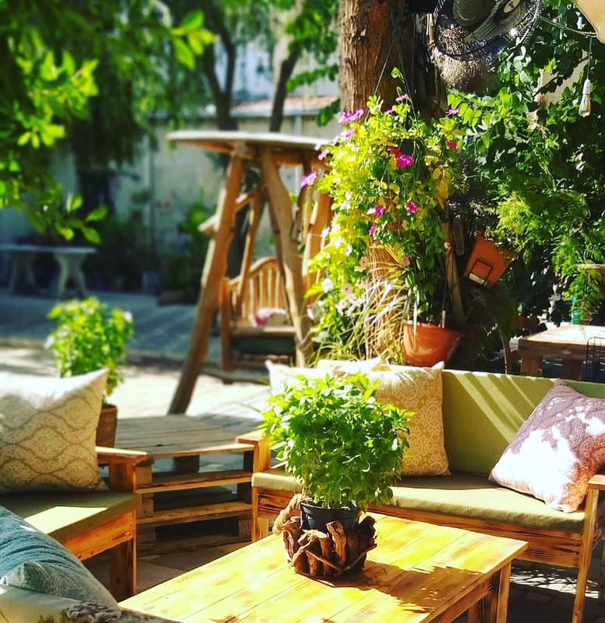 The Iskemleci Guest House Nikosia Bagian luar foto